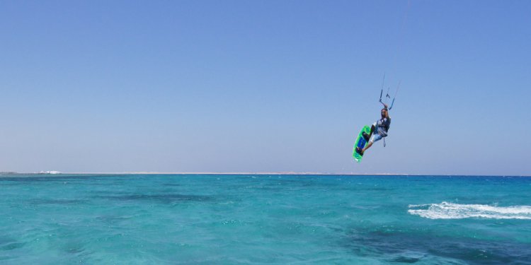 Kitesurfing Holidays Safaga