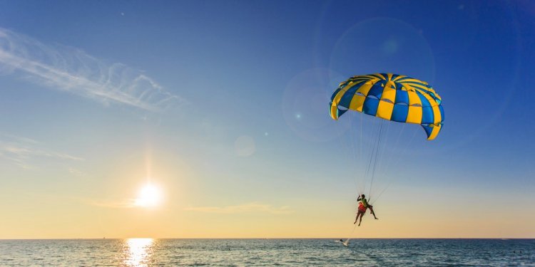 Parasailing in Hurghada